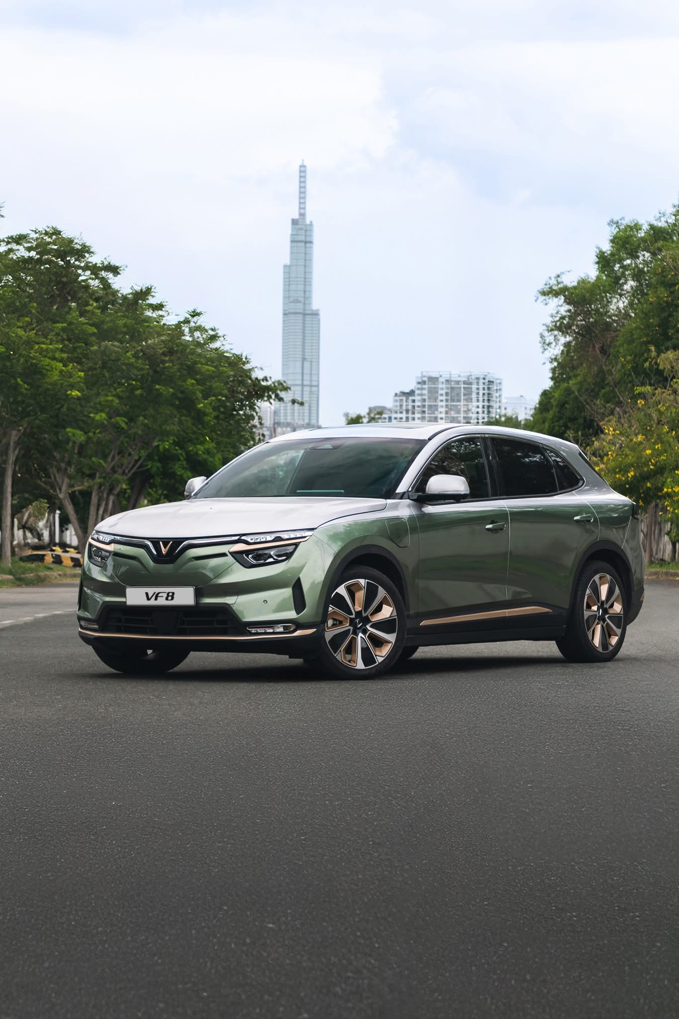 MÃNH LIỆT TINH THẦN VIỆT NAM – VÌ TƯƠNG LAI XANH LẦN 3: VINFAST CÔNG BỐ CHƯƠNG TRÌNH “THU XĂNG - ĐỔI ĐIỆN” ƯU ĐÃI LÊN ĐẾN 100 TRIỆU ĐỒNG/XE